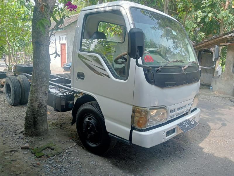 Media Karet- karet karoseri 2