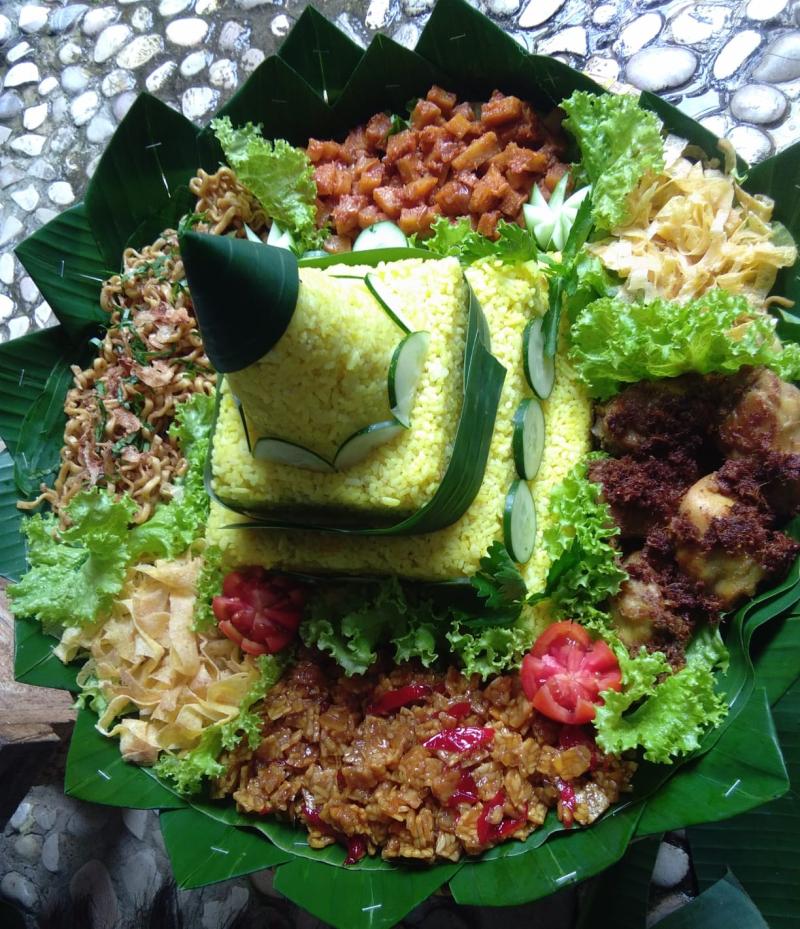 Tumpeng